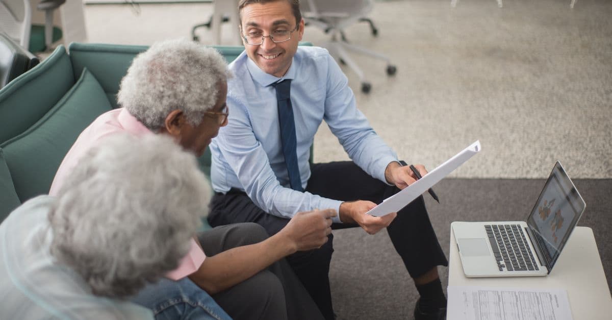 An investor meeting with a specialized lender